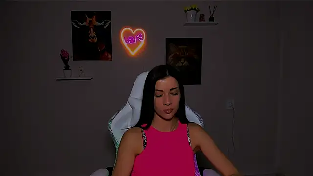 Snapshot of KetiWils chatting on March 1, 2025, 1:07 pm KetiWils online show from March 1, 2025, 1:07 pm