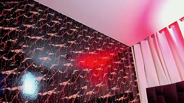 Snapshot of aitana_garcia_ chatting on September 21, 2025, 9:33 am aitana garcia online show from September 21, 2025, 9:33 am