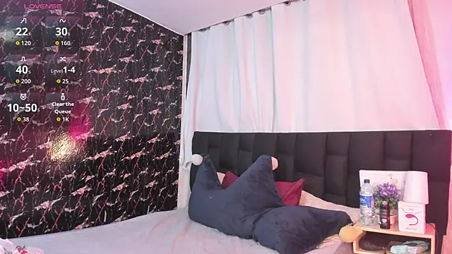 Snapshot of aitana_garcia_ chatting on October 4, 2025, 9:07 am aitana garcia online show from October 4, 2025, 9:07 am