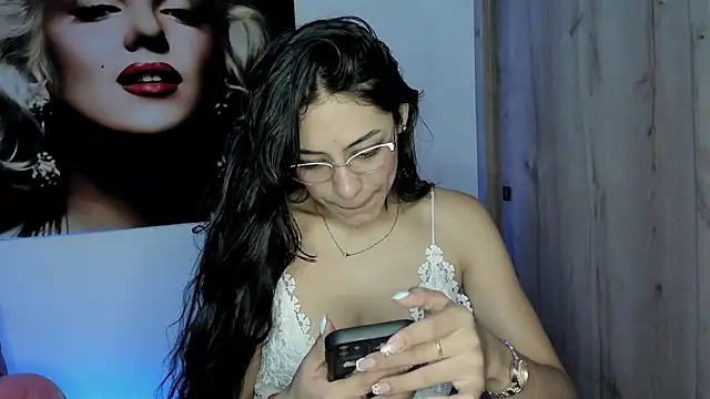 TANIA 06 online show from October 24, 2025, 1:18 pm