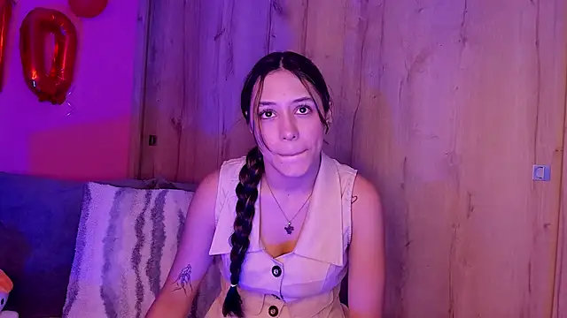 TANIA 06 online show from February 28, 2026, 8:21 pm