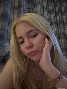 Blondie Sofia Essexbabe online show from March 8, 2025, 3:06 am