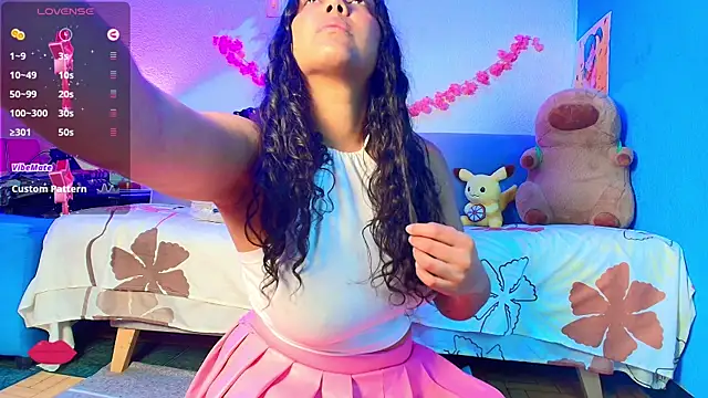 Vicky Miller 05 online show from October 17, 2025, 8:11 pm