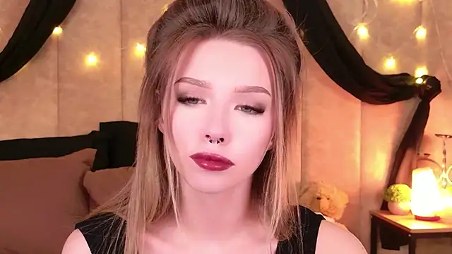 Sierra Fane online show from January 11, 2026, 11:04 am