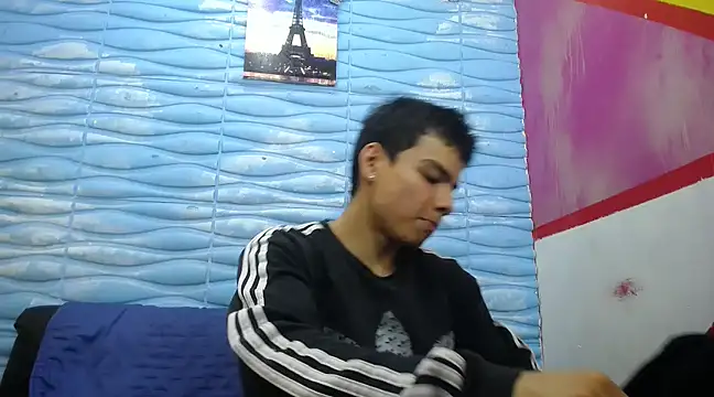 Snapshot of seigfried0 chatting on March 9, 2025, 7:15 pm seigfried0 online show from March 9, 2025, 7:15 pm