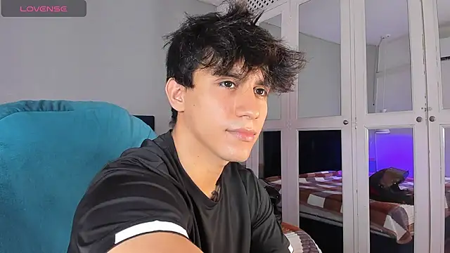 Allex Cano online show from February 14, 2026, 8:27 pm