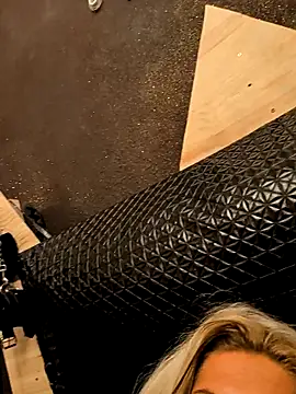 Glory Max online show from February 19, 2026, 9:22 pm