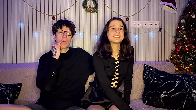 baby lesi online show from January 8, 2026, 7:05 pm