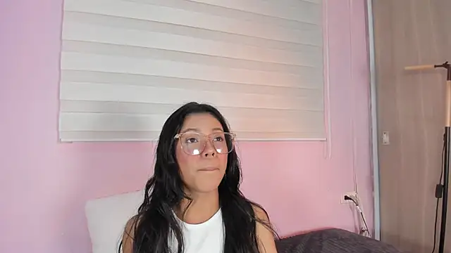 emily sweett24 online show from March 15, 2025, 12:13 pm