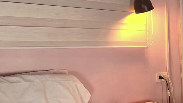 emily sweett24 online show from October 9, 2025, 12:36 pm