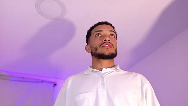 eross chipre  online show from March 29, 2026, 2:44 am