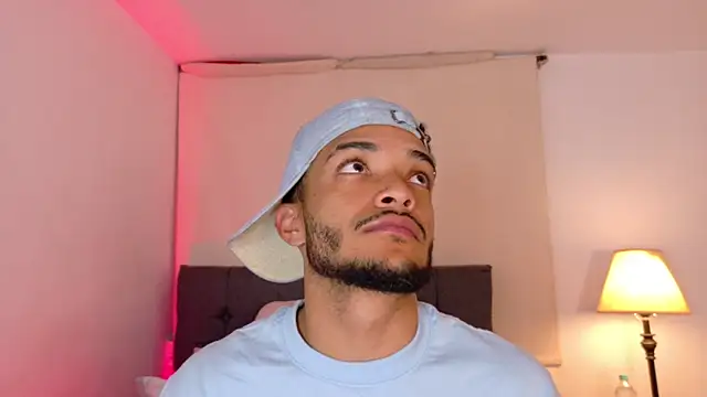 eross chipre  online show from April 3, 2026, 3:15 am