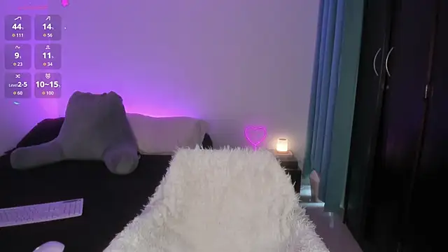  lucianapalmer online show from January 15, 2026, 3:05 pm