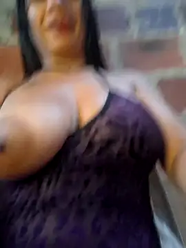 hot veteran01 online show from November 21, 2025, 10:47 am