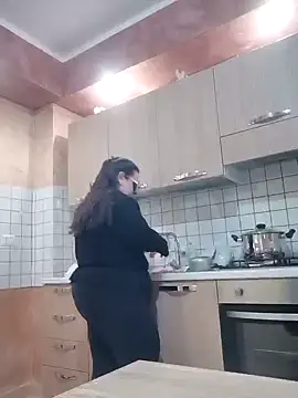 Dolcecurvy online show from March 13, 2025, 2:01 pm