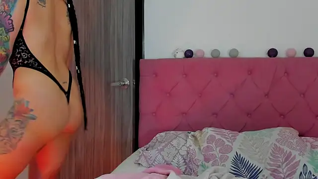 Snapshot of ela_black chatting on February 24, 2025, 12:48 pm ela black online show from February 24, 2025, 12:48 pm