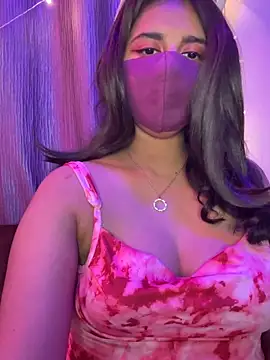 Dishasarmaa05 online show from September 14, 2025, 5:12 pm