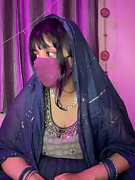 Dishasarmaa05 online show from January 12, 2026, 5:07 pm