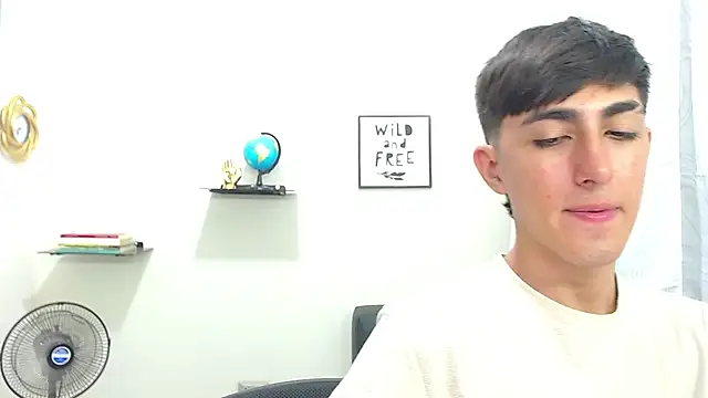 babymaik online show from February 21, 2025, 11:43 pm