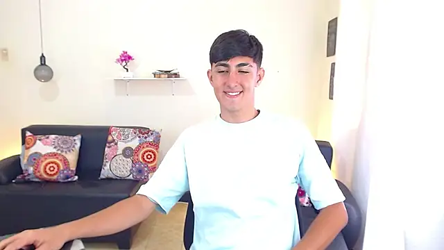 babymaik online show from February 23, 2025, 4:24 pm