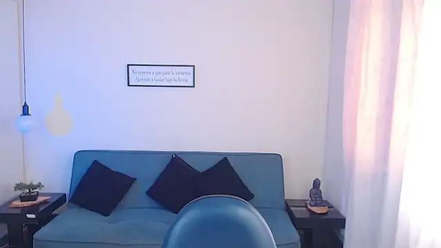 babymaik online show from March 4, 2025, 1:38 pm