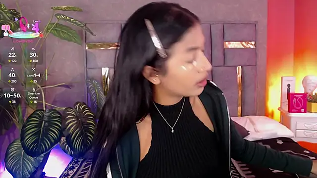 Snapshot of Tyla_Ks chatting on January 14, 2026, 7:41 pm Tyla Ks online show from January 14, 2026, 7:41 pm