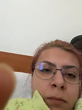 Snapshot of KittieHallo chatting on February 25, 2025, 10:26 am KittieHallo online show from February 25, 2025, 10:26 am