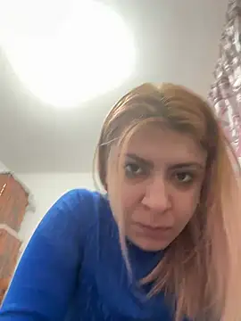 Snapshot of KittieHallo chatting on March 1, 2025, 2:44 pm KittieHallo online show from March 1, 2025, 2:44 pm