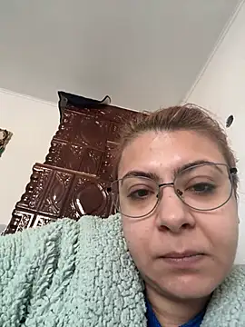 Snapshot of KittieHallo chatting on March 6, 2025, 7:47 am KittieHallo online show from March 6, 2025, 7:47 am