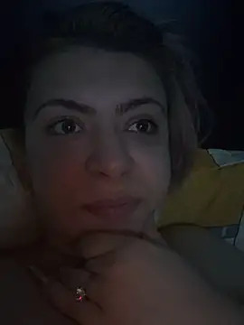 Snapshot of KittieHallo chatting on March 7, 2025, 12:04 am KittieHallo online show from March 7, 2025, 12:04 am