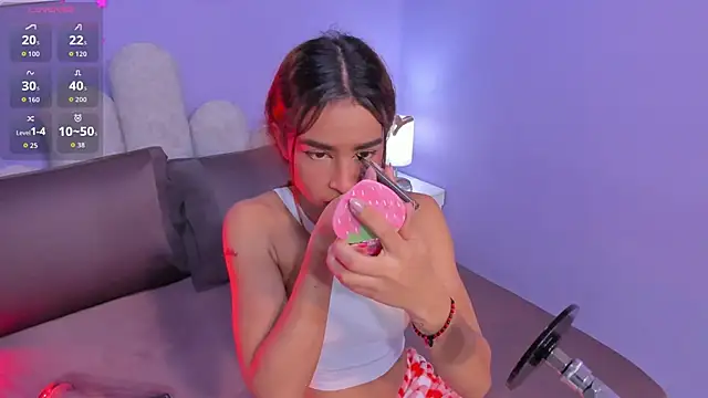 honey sofii  online show from May 30, 2026, 11:40 am