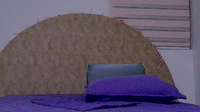 abigail fx online show from December 23, 2025, 3:04 am