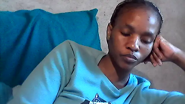 Snapshot of sexybigass31 chatting on June 1, 2026, 7:10 am sexybigass31 online show from June 1, 2026, 7:10 am