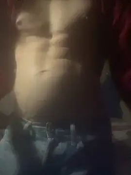 cazzone912025 online show from April 19, 2026, 2:11 am