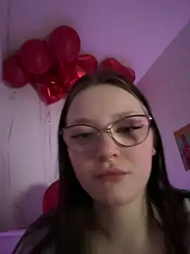 milliedoll online show from March 22, 2025, 7:20 pm