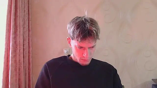 Snapshot of frama666 chatting on November 5, 2025, 1:00 pm frama666 online show from November 5, 2025, 1:00 pm