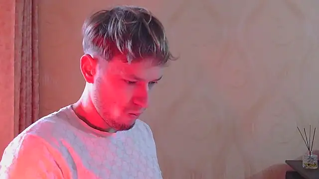 Snapshot of frama666 chatting on November 6, 2025, 8:48 am frama666 online show from November 6, 2025, 8:48 am