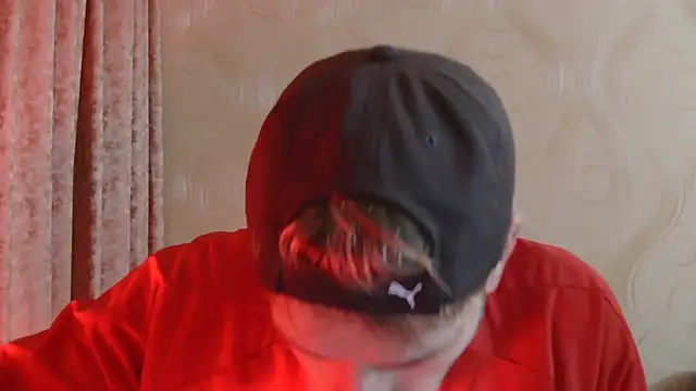 Snapshot of frama666 chatting on December 18, 2025, 8:04 pm frama666 online show from December 18, 2025, 8:04 pm