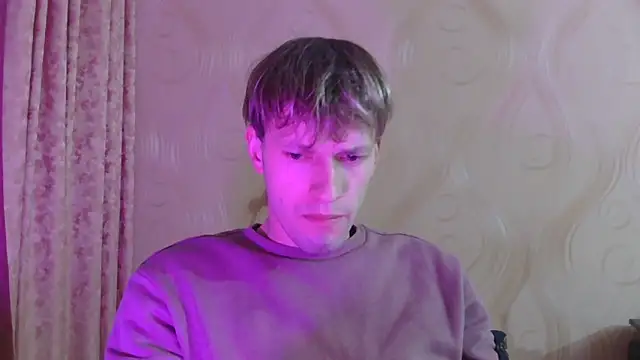 Snapshot of frama666 chatting on January 7, 2026, 9:39 pm frama666 online show from January 7, 2026, 9:39 pm