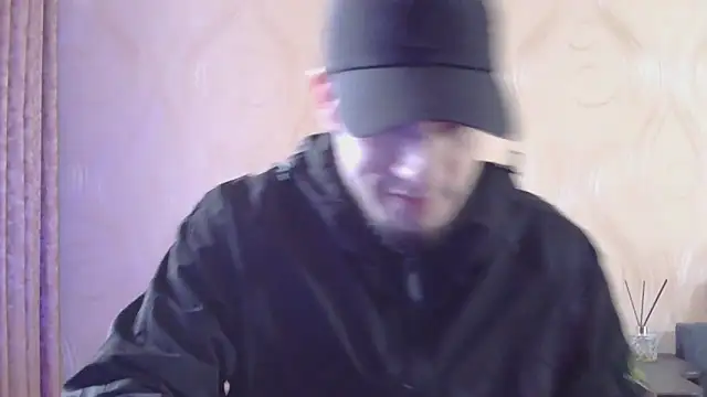 Snapshot of frama666 chatting on March 18, 2026, 2:20 pm frama666 online show from March 18, 2026, 2:20 pm