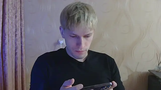 Snapshot of frama666 chatting on March 22, 2026, 5:05 pm frama666 online show from March 22, 2026, 5:05 pm