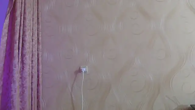 Snapshot of frama666 chatting on April 1, 2026, 9:01 pm frama666 online show from April 1, 2026, 9:01 pm