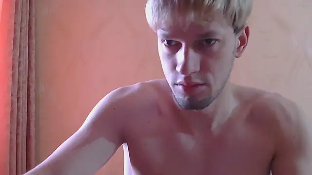 Snapshot of frama666 chatting on April 4, 2026, 10:24 am frama666 online show from April 4, 2026, 10:24 am