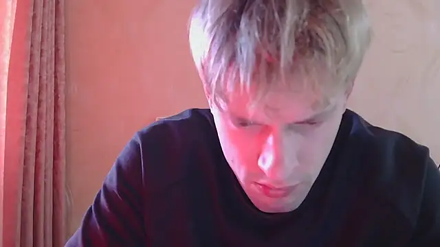 Snapshot of frama666 chatting on April 5, 2026, 3:42 pm frama666 online show from April 5, 2026, 3:42 pm