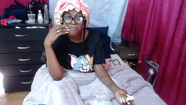 xxTatiannaxx online show from October 31, 2025, 6:14 am