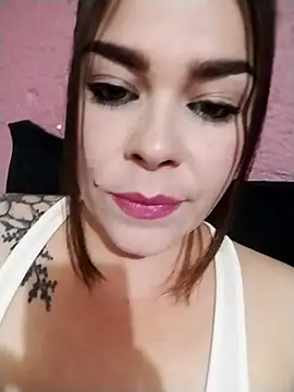 Snapshot of superdaddy009 chatting on November 9, 2025, 4:11 am superdaddy009 online show from November 9, 2025, 4:11 am