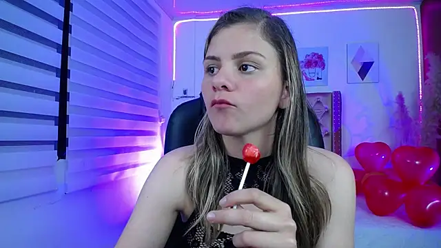 Snapshot of ValeAmayaa chatting on February 21, 2025, 10:37 pm ValeAmayaa online show from February 21, 2025, 10:37 pm