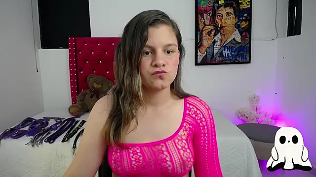 Snapshot of ValeAmayaa chatting on October 29, 2025, 8:10 pm ValeAmayaa online show from October 29, 2025, 8:10 pm