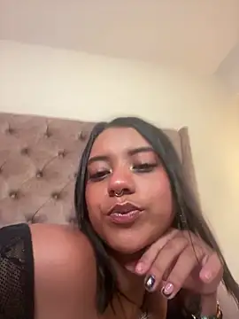 Snapshot of regina_noctixx chatting on May 25, 2026, 12:38 am regina noctixx online show from May 25, 2026, 12:38 am