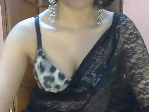 Cute Pihu01 online show from May 16, 2026, 8:07 pm